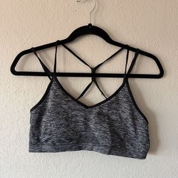 Women Gray Strappy Crisscross Back Sports Bra, Size L