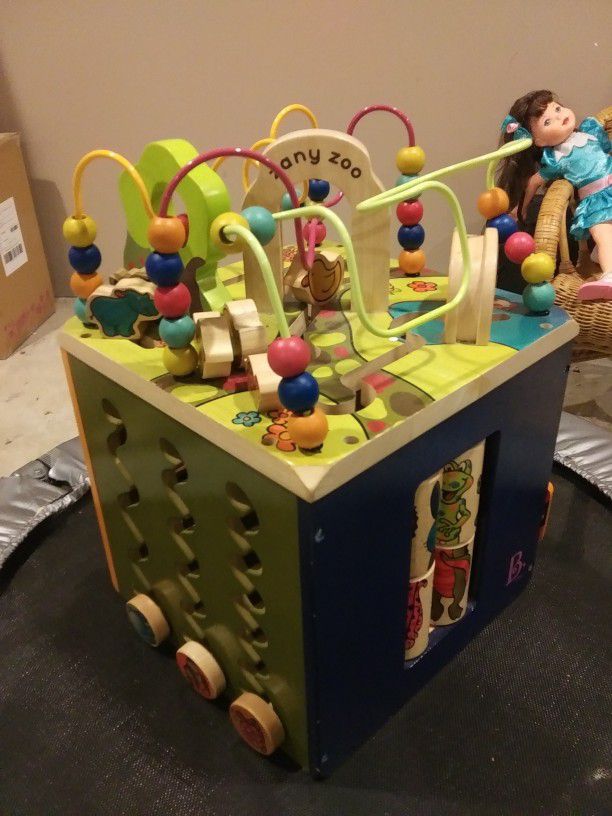 Zany Zoo Wooden Activity Cube For Baby/Toddlers