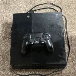 PlayStation 4 w/ Controller 
