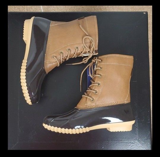 JBU Maplewood Navy/Tan Waterproof Casual Duck Boot Wmns 8M