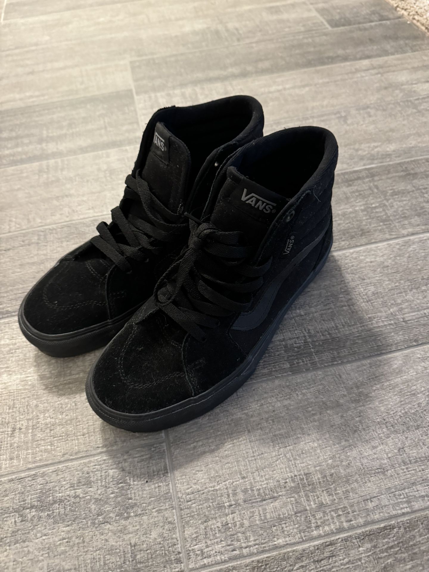 Size 7 Men, Black Vans