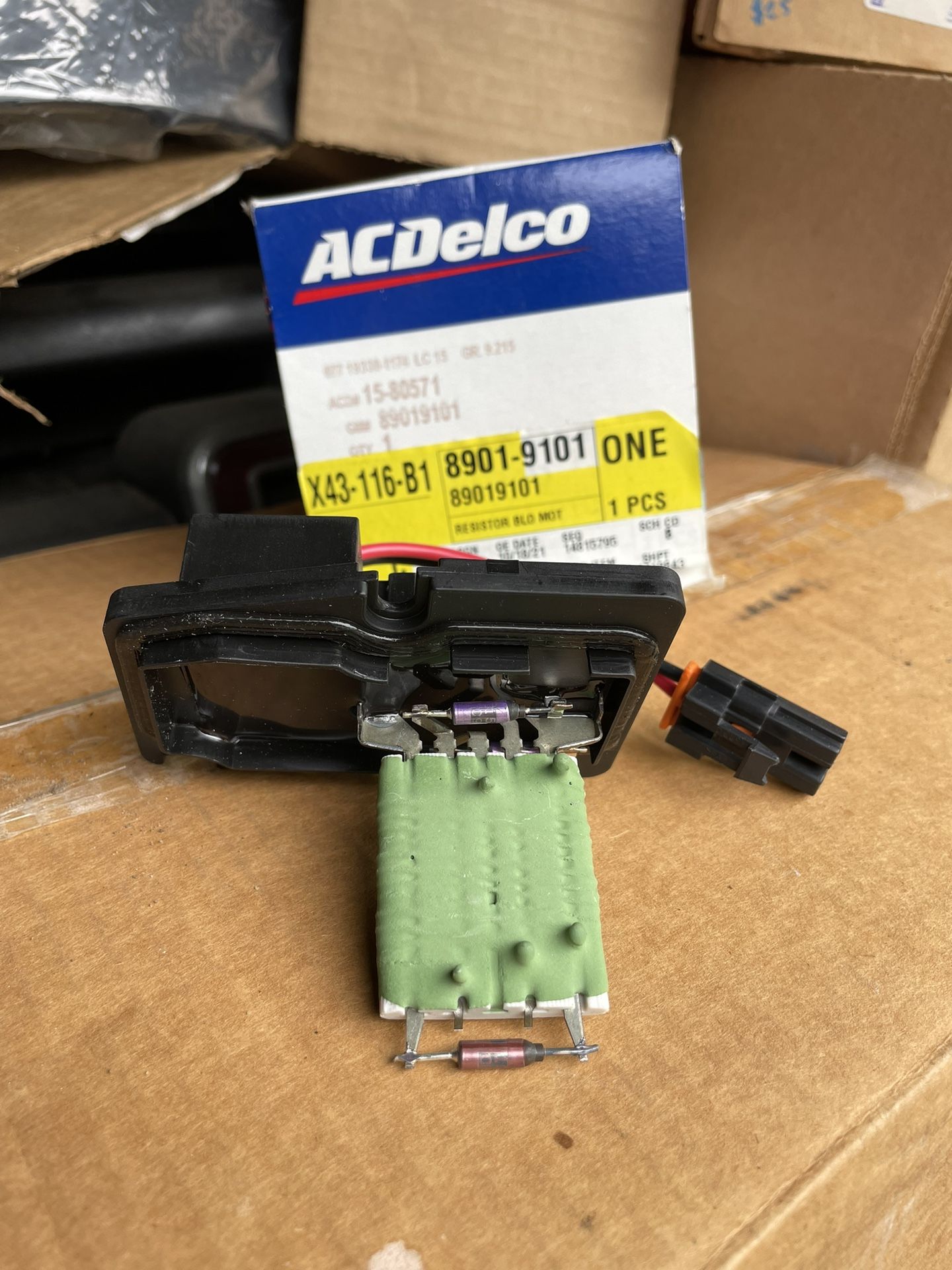 Blower Motor Resistor for Buick Century Regal Chevrolet Impala Monte Carlo 97-05