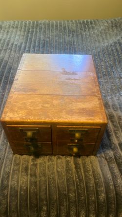Library cabinet