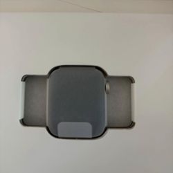 🔥BRANDE NEW Apple Watch SE )2nd Gen) 40mm Cellular- MUST SELL 🔥