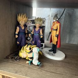Dragon Ball Z  Statues 