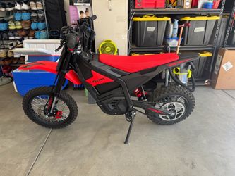 YOZMA IN-10 Red