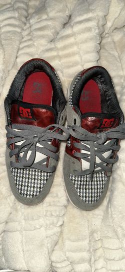 Dc Sneakers