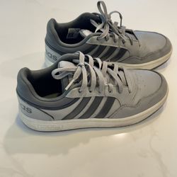Adidas Shoes Boys - Size 6