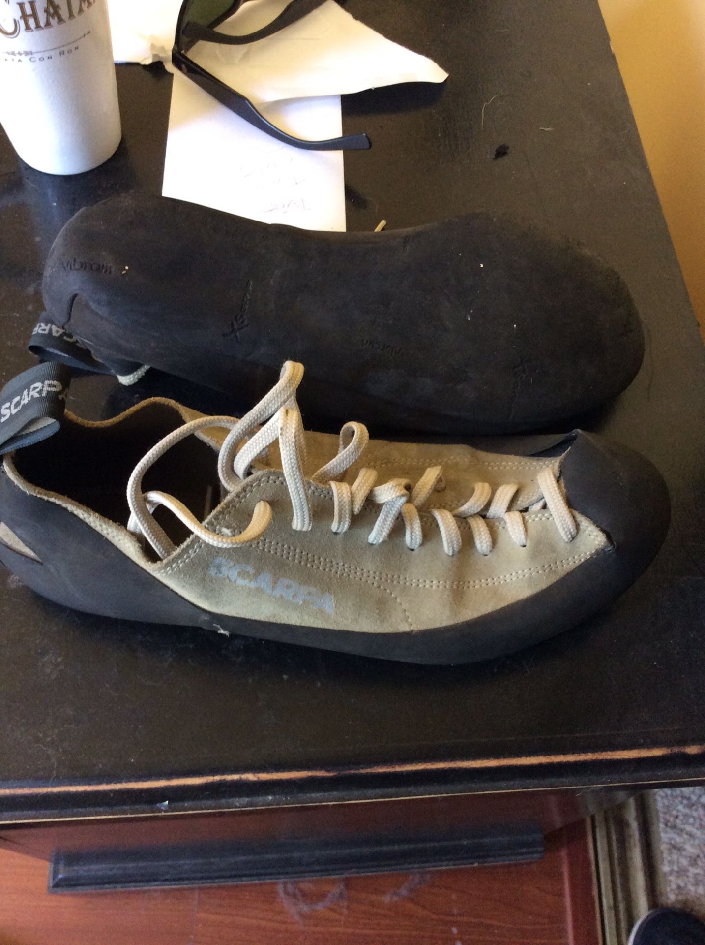 Scarpa rock climbing shoes size 10.5