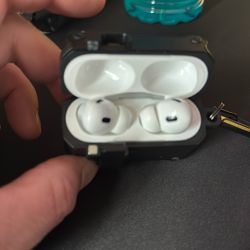 AirPods Pro 2 with MagSafe Charging (USB-C)