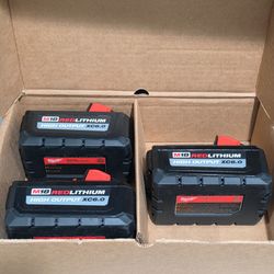 Milwaukee
M18 18-Volt Lithium-Ion High Output Battery Pack 6.0Ah