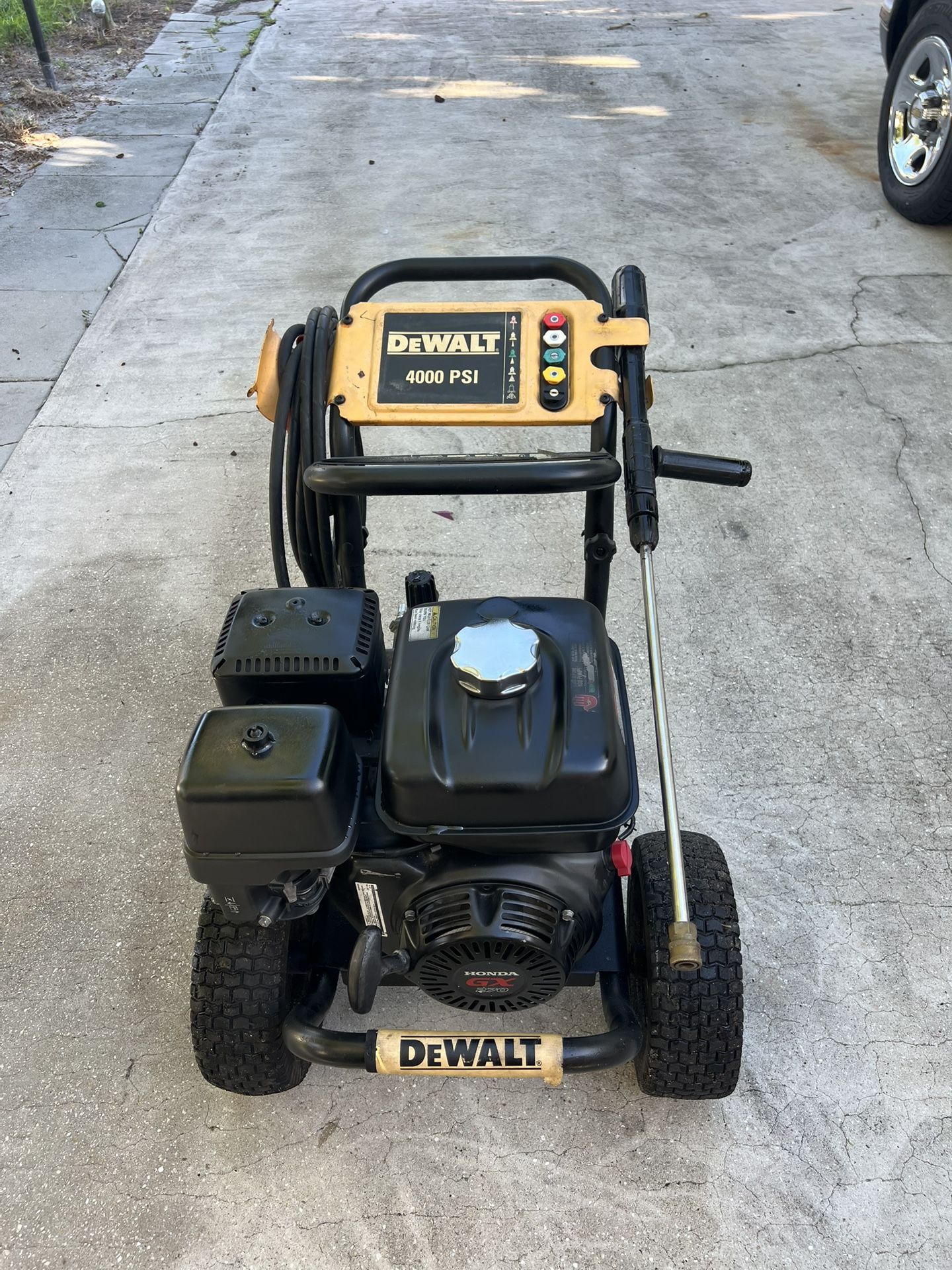 PRESSURE WASHER PRESSURE CLEANER  4000 PSI WORKS PERFECT FOR YOUR BUSINESS