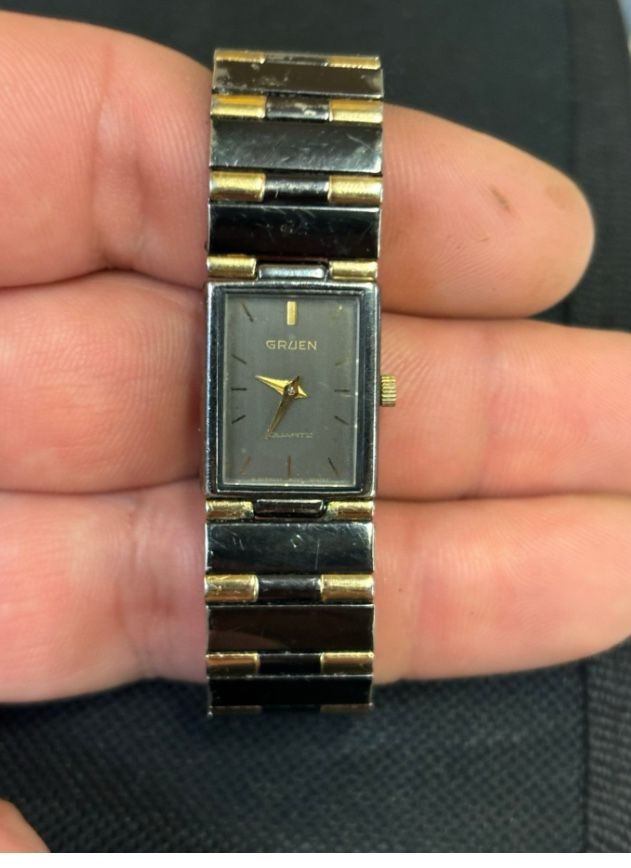 Vintage Gruen 227- PUW510 Black And Gold Women’s Watch!