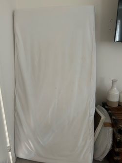 Twin mattress