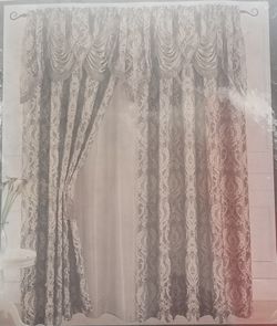 CURTAINS FOR YOUR HOME