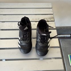 Adidas Boys clicks size 13