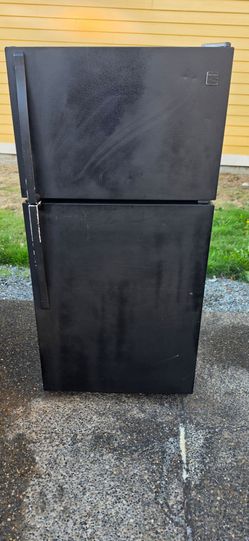 Kenmore Fridge Size 28w 28d 60h) I Can Help You With Free Delivery Within 10 miles distance