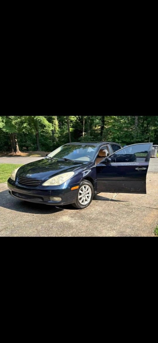 2004 Lexus ES 330