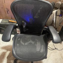 Herman Miller Aeron Size B