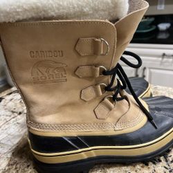 Women's Caribou Sorels (New) Sz. 8 