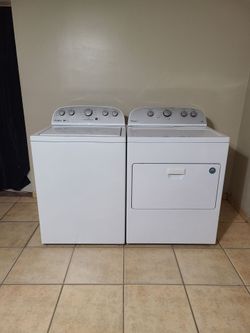 Whirlpool Washer and Electric Dryer Set