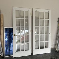 White Pine Wood 15-lite Clear Glass Slab Interior French Single Doors