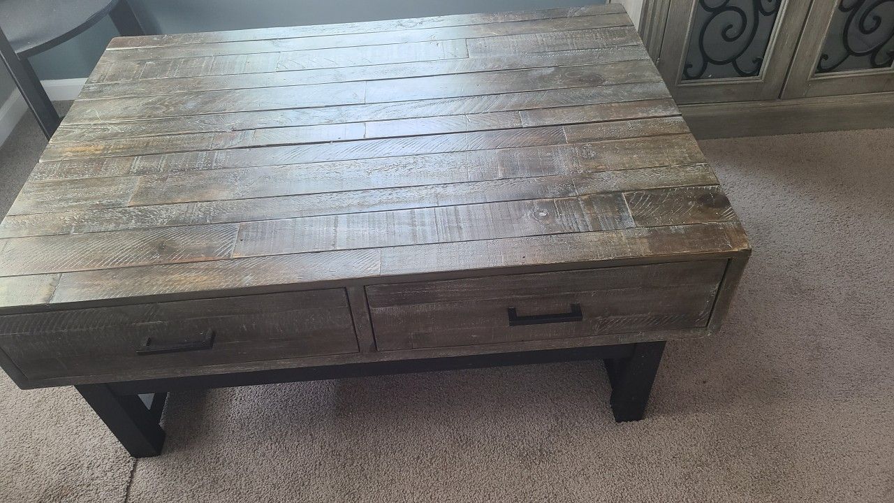Ashley Furniture Coffee Table 