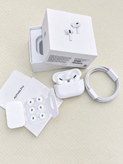 Apple AirPods Pro with Charging Case