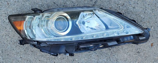 2013 2014 2015 LEXUS ES350 ES RIGHT PASSENGER HEADLIGHT XENON