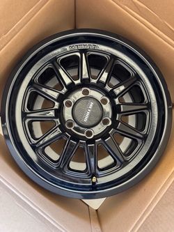 Raptor 4 Method MR323 rims 17x8.5 like new  Ford F150 Raptor R expedition
