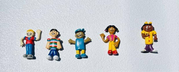 Mini people-like new– Lakeshore-play, toy, learning imagination, classroom