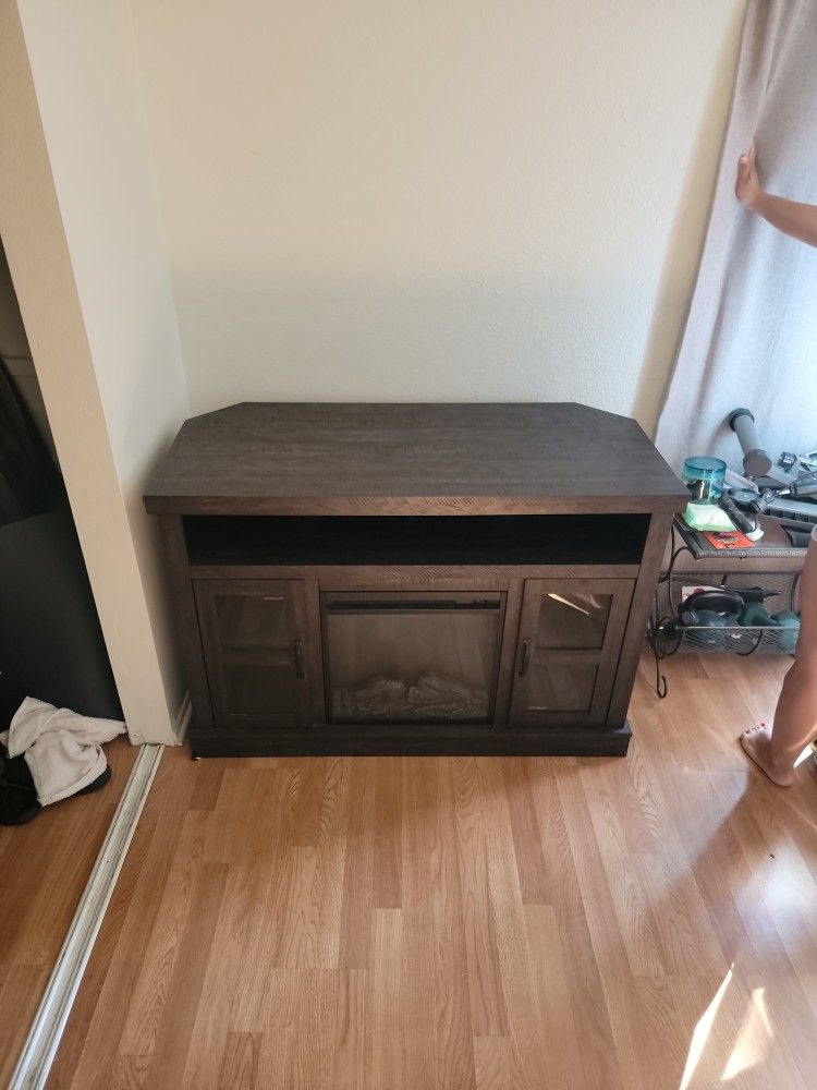 TV STAND WITH HEATER BUILT IN