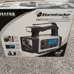New! Vector Stormtracker Elite TV/LANTERN/AM/FM/WEATHER ALERT RADIO