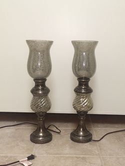 2 glass table lamps