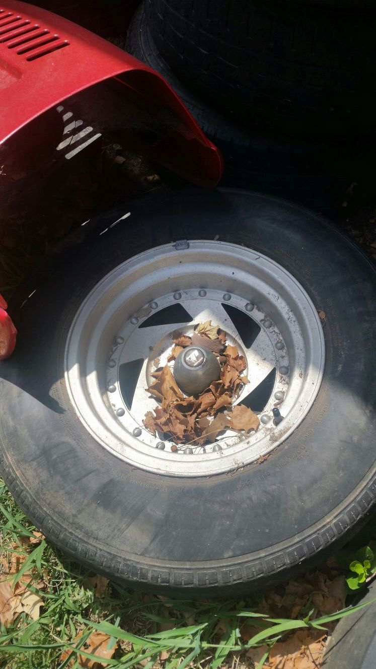 4 American Racing saw blade wheels there 15 inch
