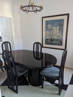Postmodern 1980s Italian Piano Black Oval Dining Table w 4 Chairs + Leaf