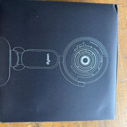Sealed Dyson ontrac