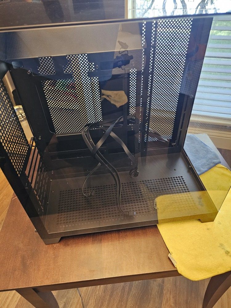 GAMEMAX Infinity Plus PC ATX Mid-Tower Chassis-Black