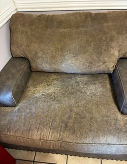 Love seat