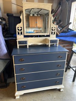 1960s Refurbished Thresher Dresser with Vanity Mirror 
