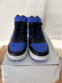 Brand New Nike Borough court mid 6 Y