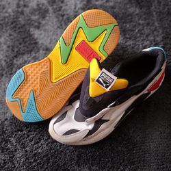 Men's Athletic Puma Shoes