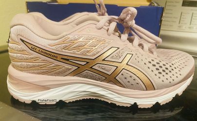 Womens Size 5 ASICS Running Shoes 
