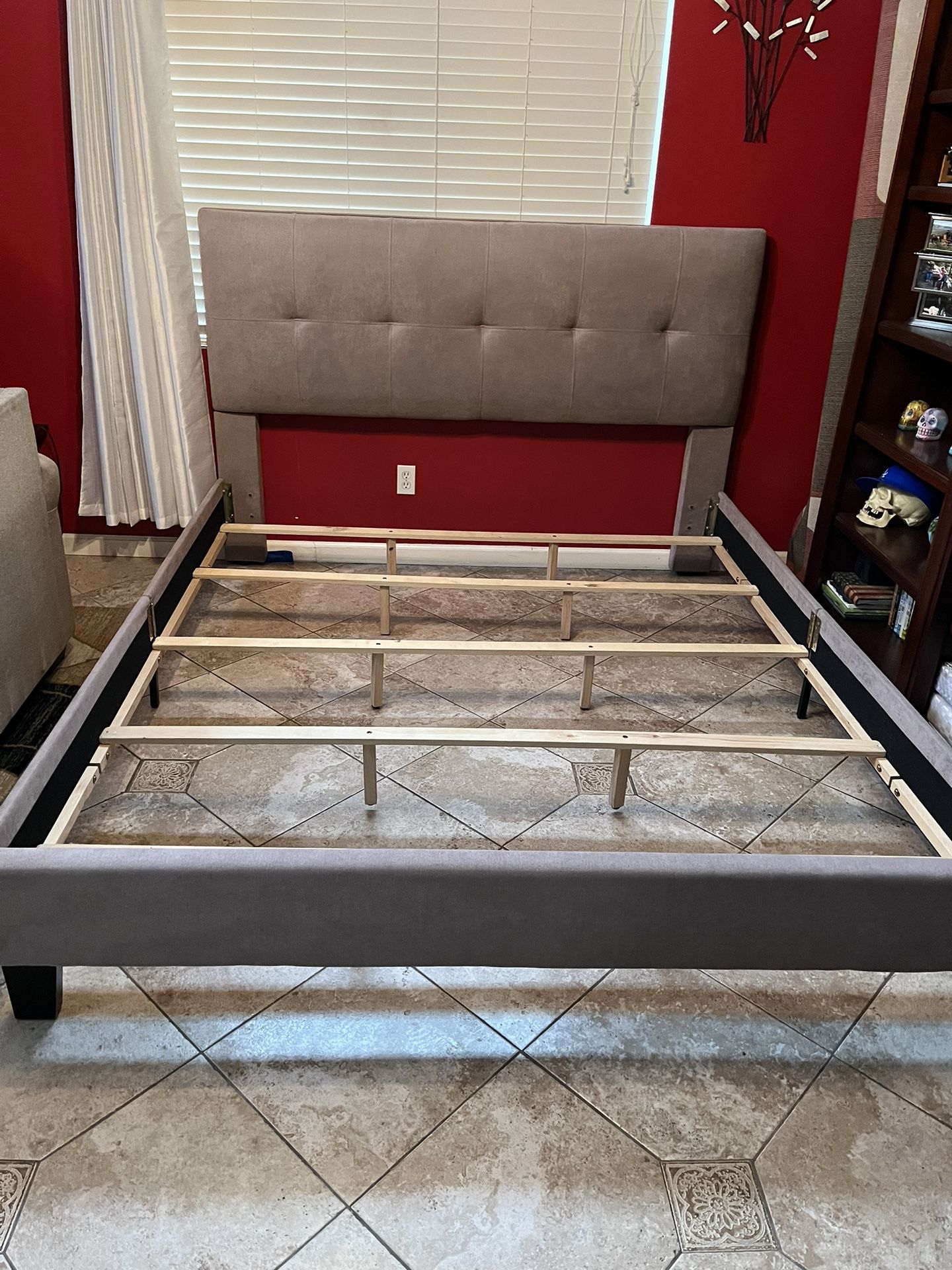 Cal King Bed Frame With Box Spring 