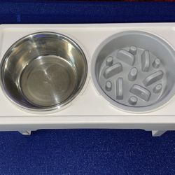 ELEVATED DOG BOWL 
