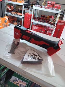Milwaukee M18 Multitool $110 Brand New