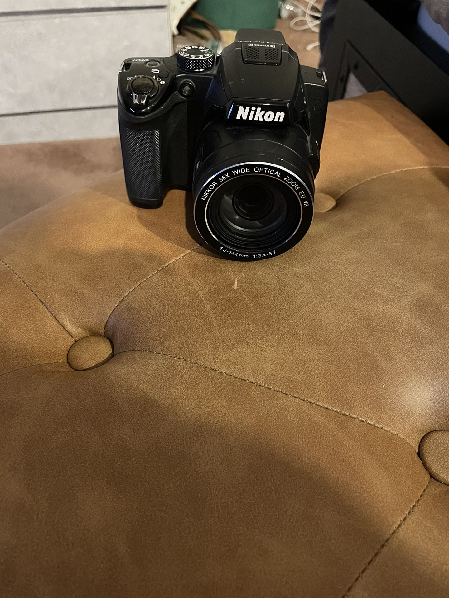 Nikon Coolpix P500