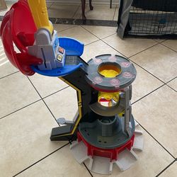 Paw Patrol Tower 33” tall ages 3+ kids toy, working elevator (missing zip line)