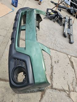 Subaru outback front bumper oem