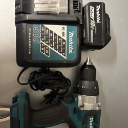 Makita XFD07 18V Brushless 1/2" Driver/Drill , Charger and 18v 5amp Battery 